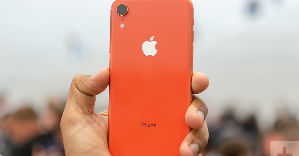 Want a Low-cost Smartphone? Apple iPhone XR and Samsung Galaxy S10e Beneath 0